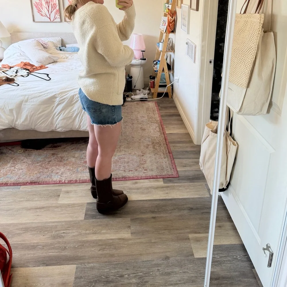 Aritzia Wilfred Cream Bouclé Button-Front Cardigan - Picture 5 of 8